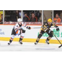 Lehigh Valley Phantoms forward Samu Tuomaala (left) vs. the Wilkes-Barre/Scranton Penguins