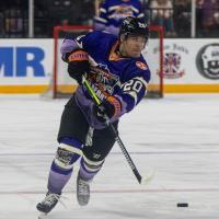 Knoxville Ice Bears defenseman Carson Vance